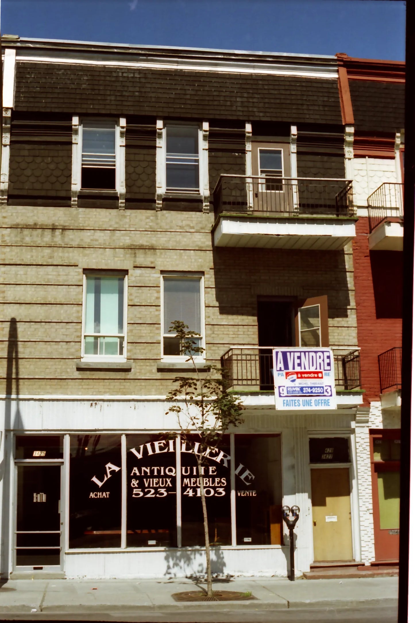 3425-3429 Ste-Catherine est