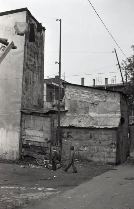 hangars et ruelle