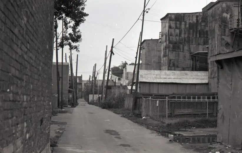 hangars et ruelle