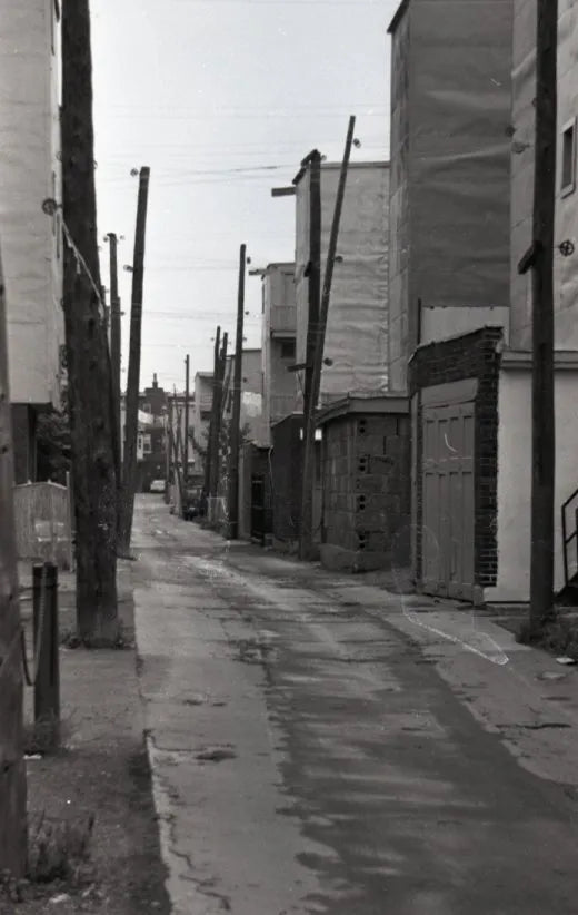 hangars et ruelle