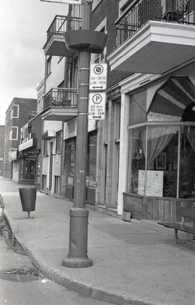 Commerces de la rue Ste-Catherine Est