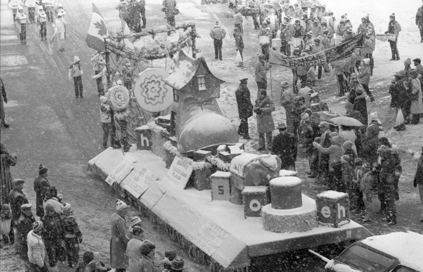 Parade du Père Noël dans la Petite Italie