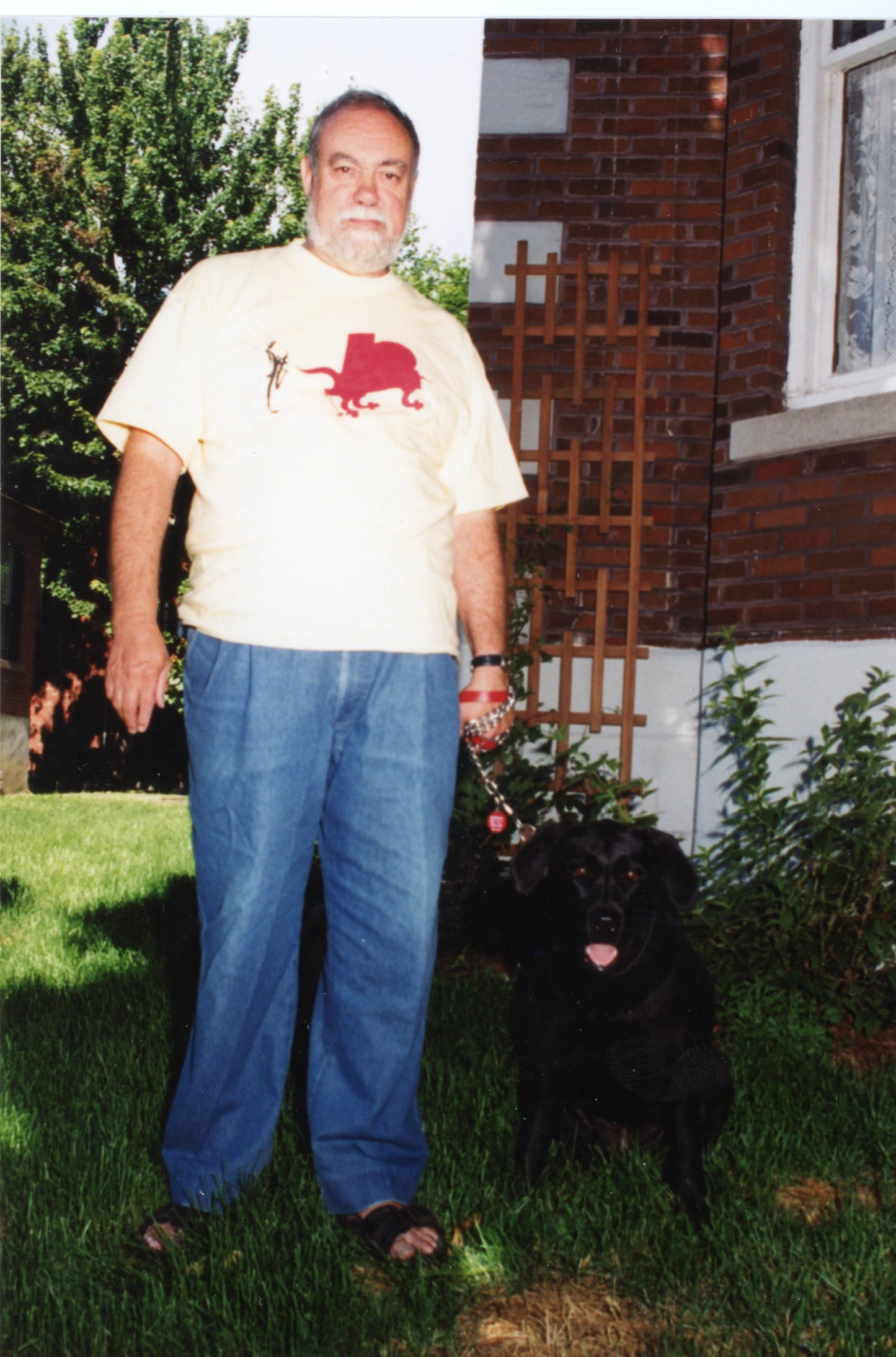 André Vien et son Labrador.