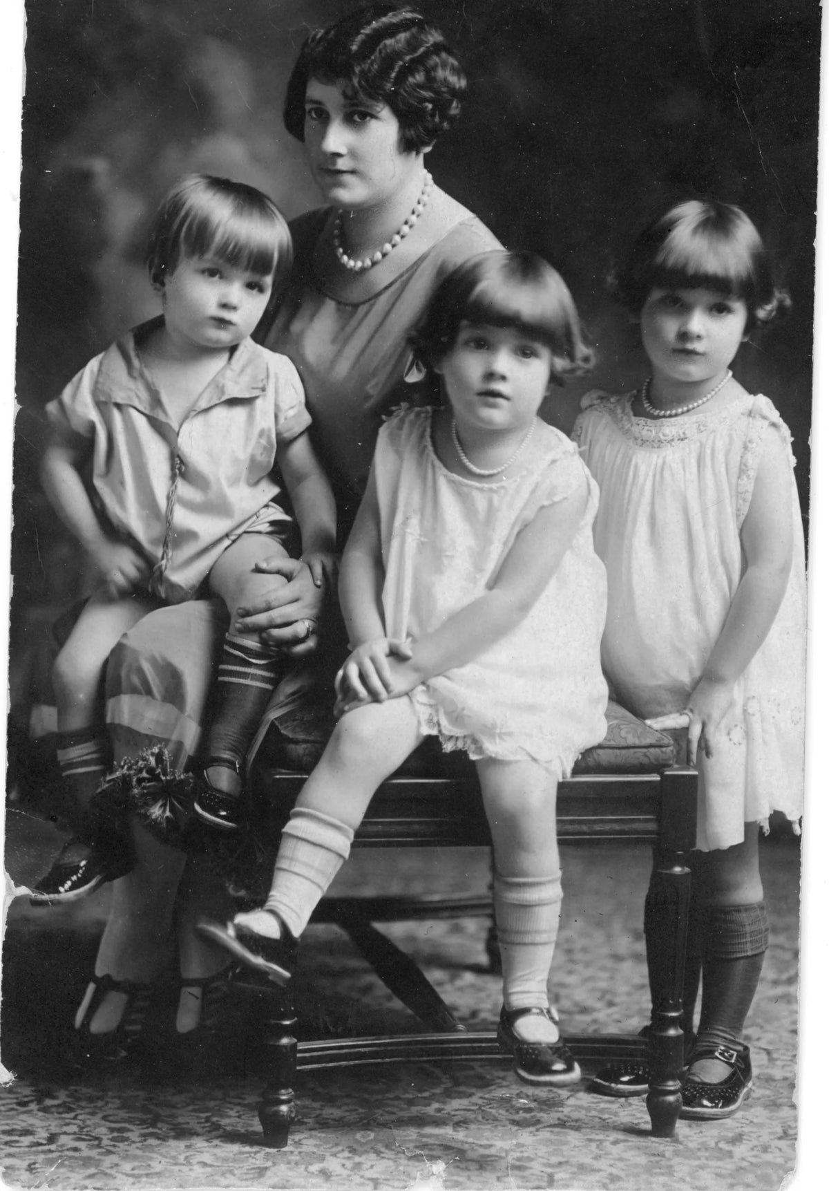 Mère et ses enfants