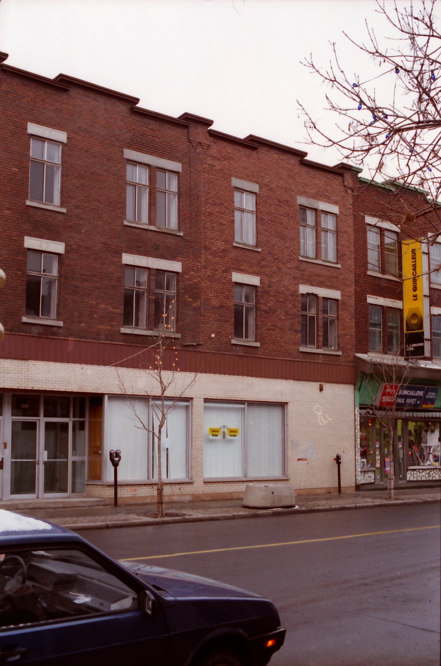 4031 Ste-Catherine est