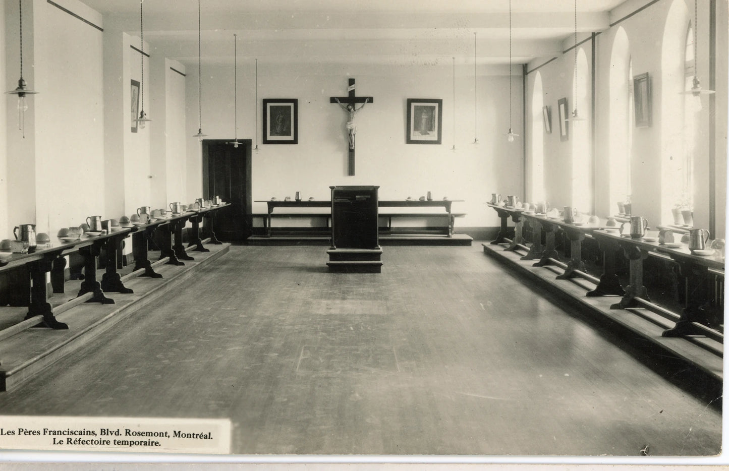 Réfectoire des pères franciscains