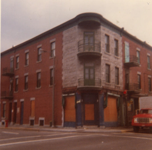 2551, boulevard de Maisonneuve Est avant