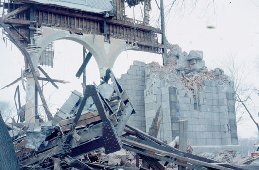 Démolition de l'église Saint-François d'Assise