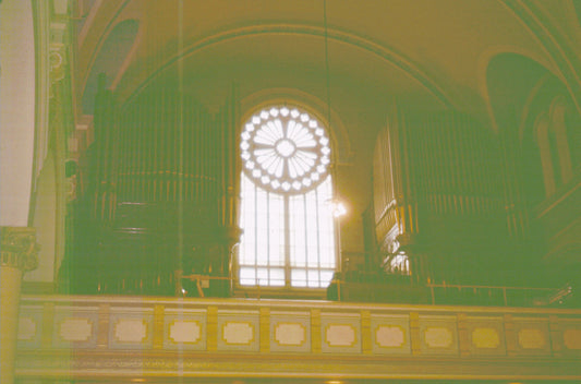 Intérieur de l'église Saint-François d'Assise
