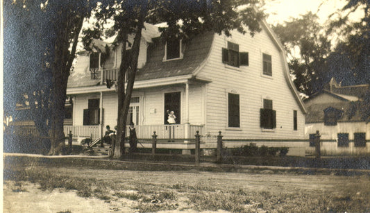 Maison en face du fleuve