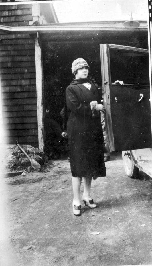 Femme et automobile