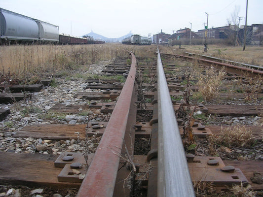 Train citerne le long de la Canadian Steel and Foundries