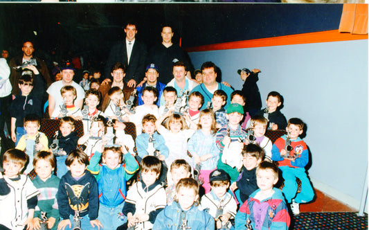 Remise de prix à des jeunes sportifs