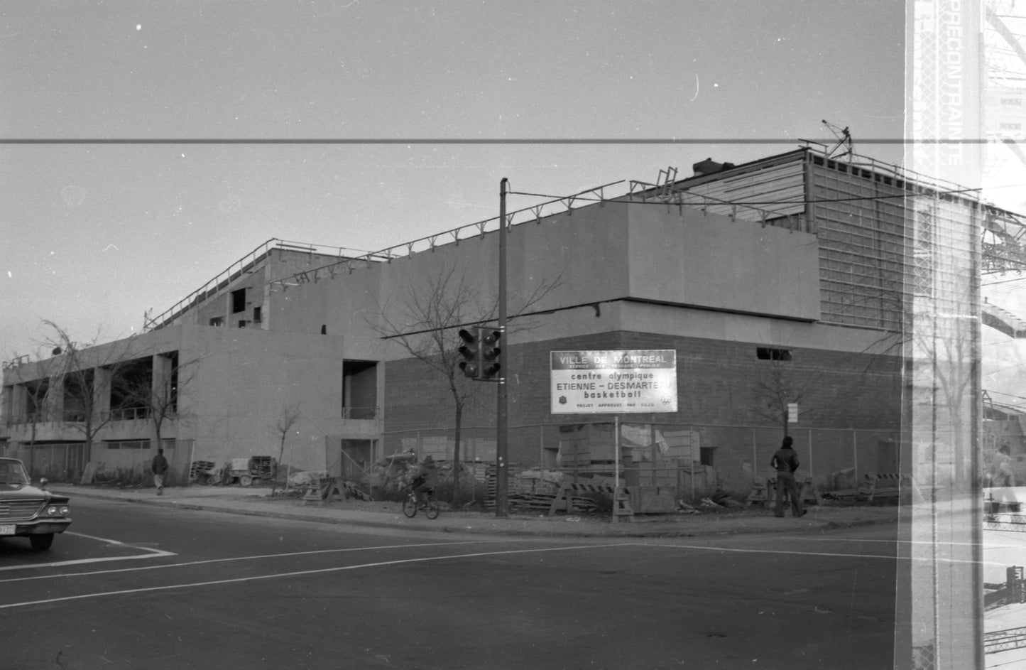 Construction du Centre Olympique Étienne Desmarteau