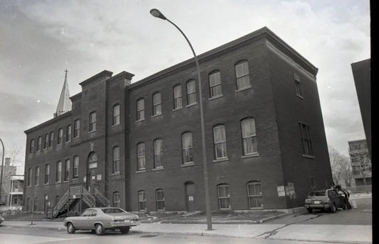 1676, avenue de la Salle