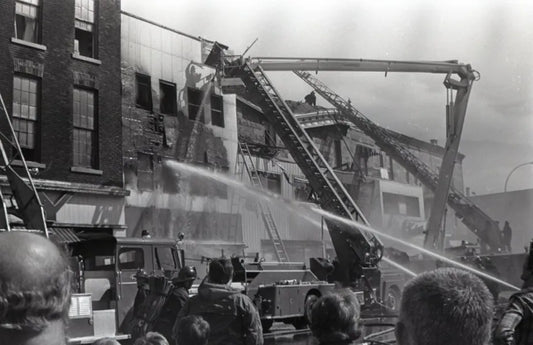 Incendie majeur rue Ontario