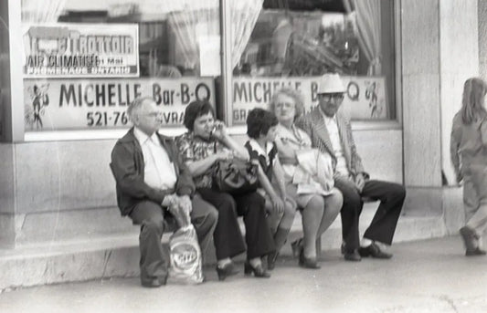 Une pause devant Michelle Bar-B-Q