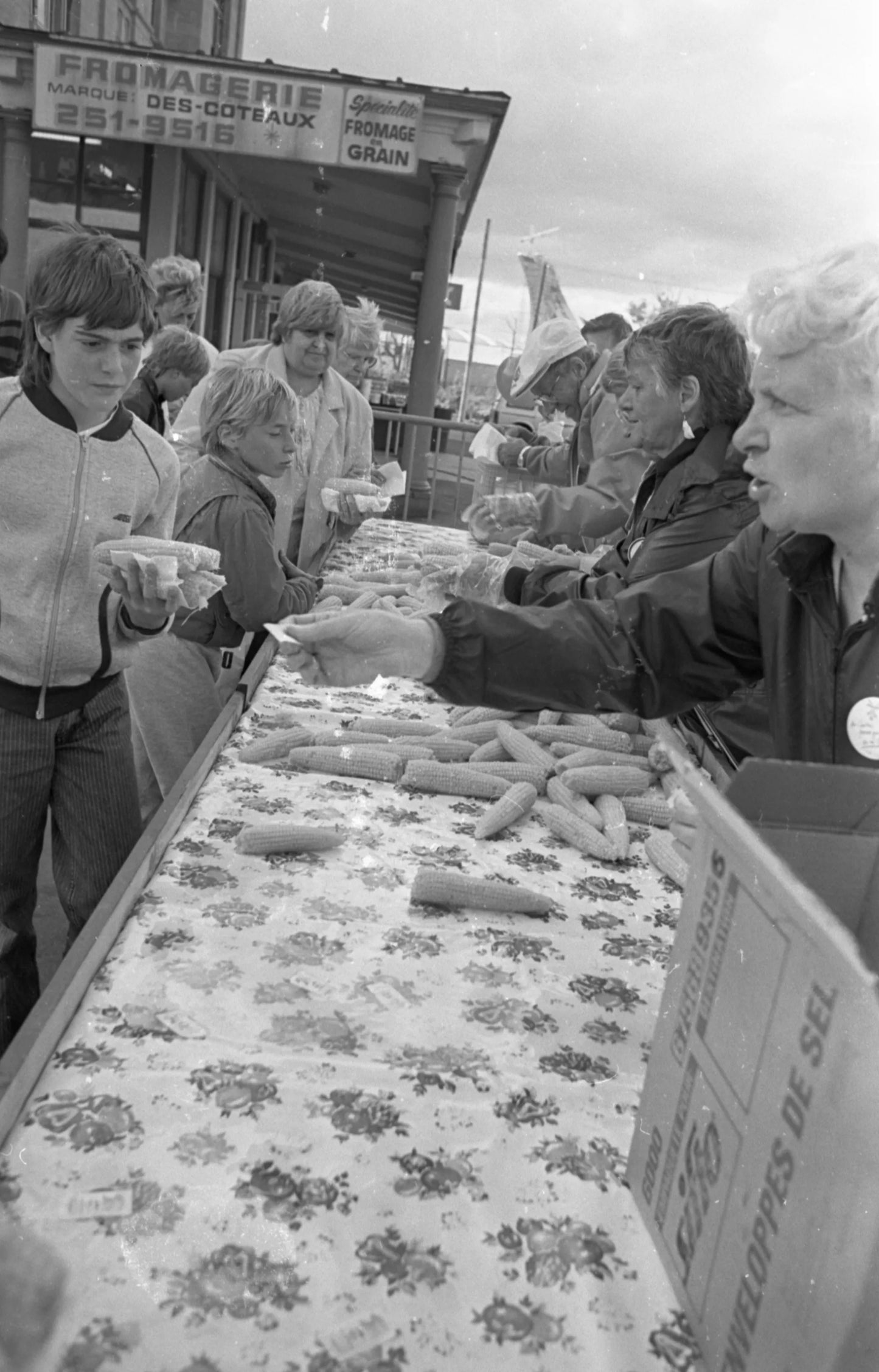 Épluchette au marché Maisonneuve