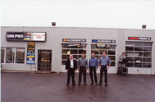 Façade du Centre de l'auto CCS