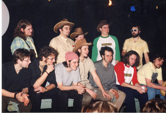 Les membres du groupe Les Cowboys Fringants et autres