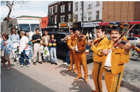 Les mariachis sur la promenade Ontario