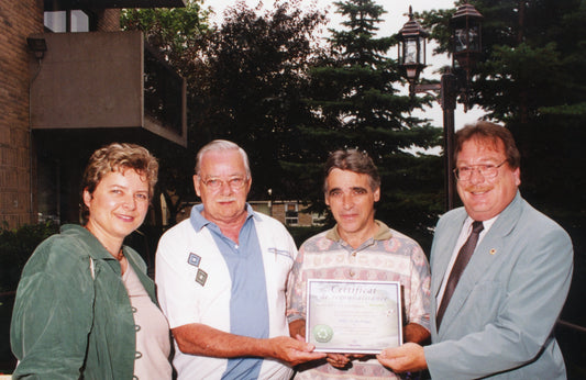 Remise d'un certificat de reconnaissance