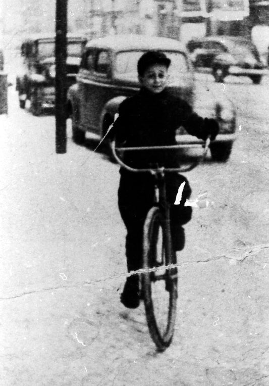 Garçon à bicyclette