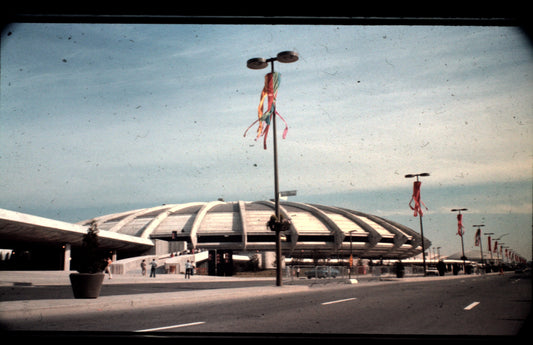 Stade olympique sans son mat, été 76