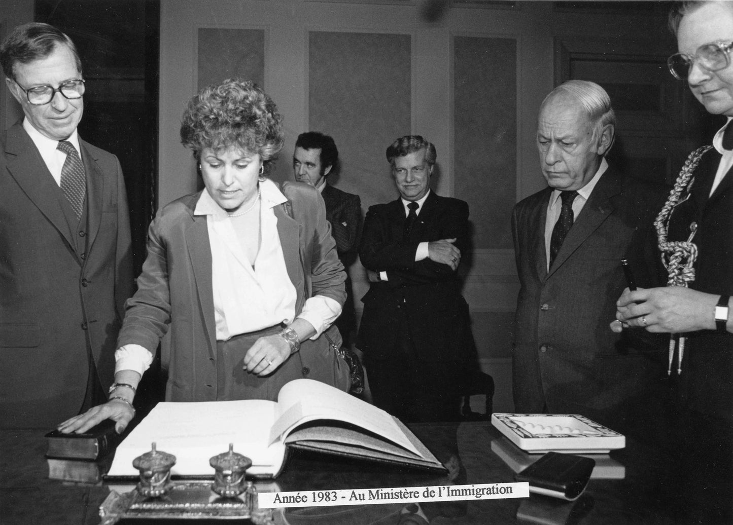 Assermentation de Louise Harel au Ministère de l'Immigration