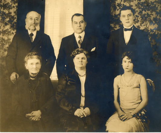 3 générations de la famille Charbonneau dans les années 20