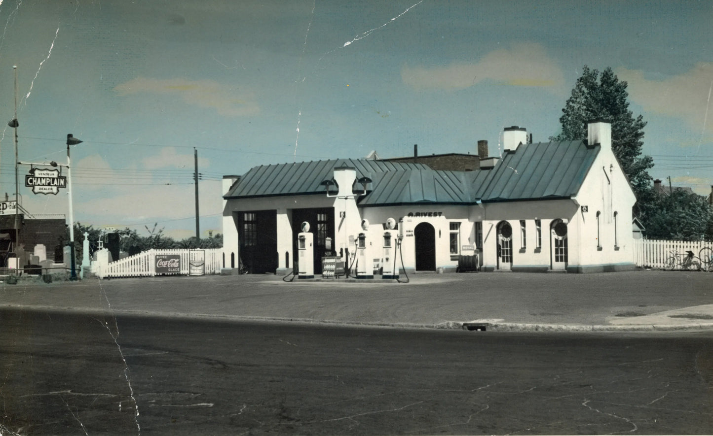 Garage Champlain A. Rivest