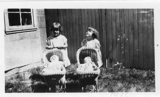 Enfants Chassé dans la cour arrière
