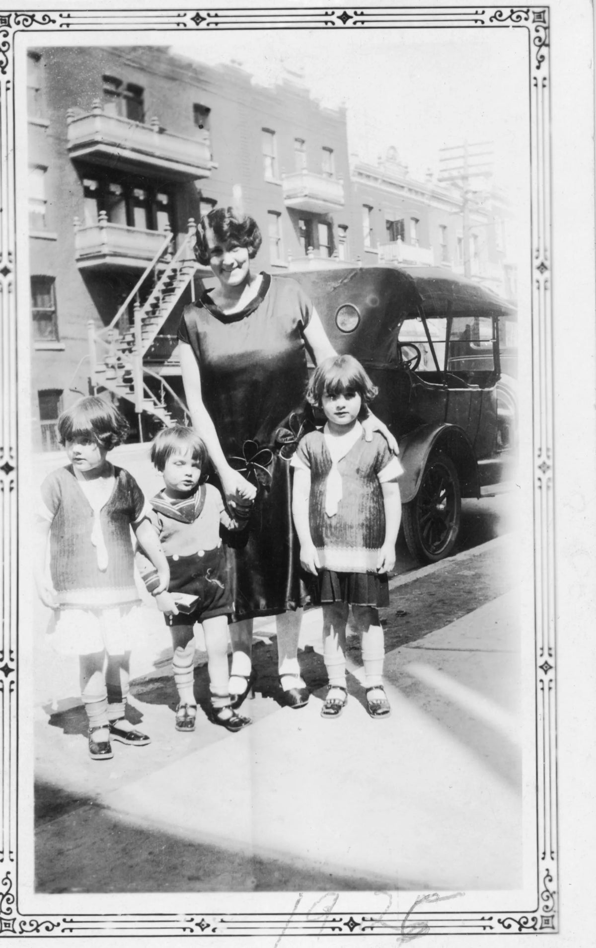 Aurore Coutu avec ses enfants