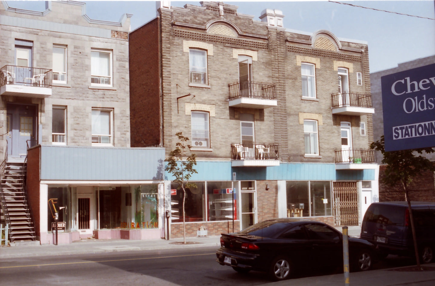 3683-3691 Ste-Catherine est