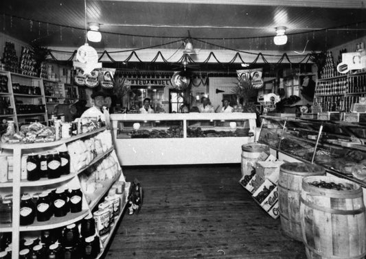 Intérieur d'un magasin général