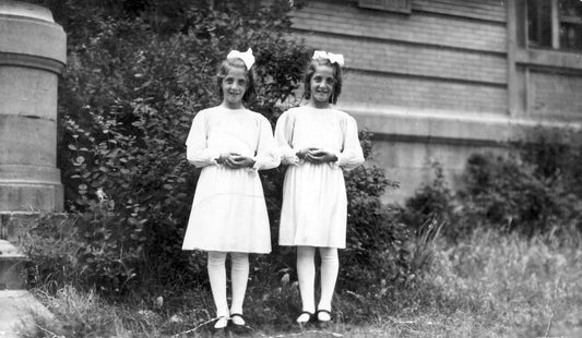 Première communion de Suzanne et Solange Pinet