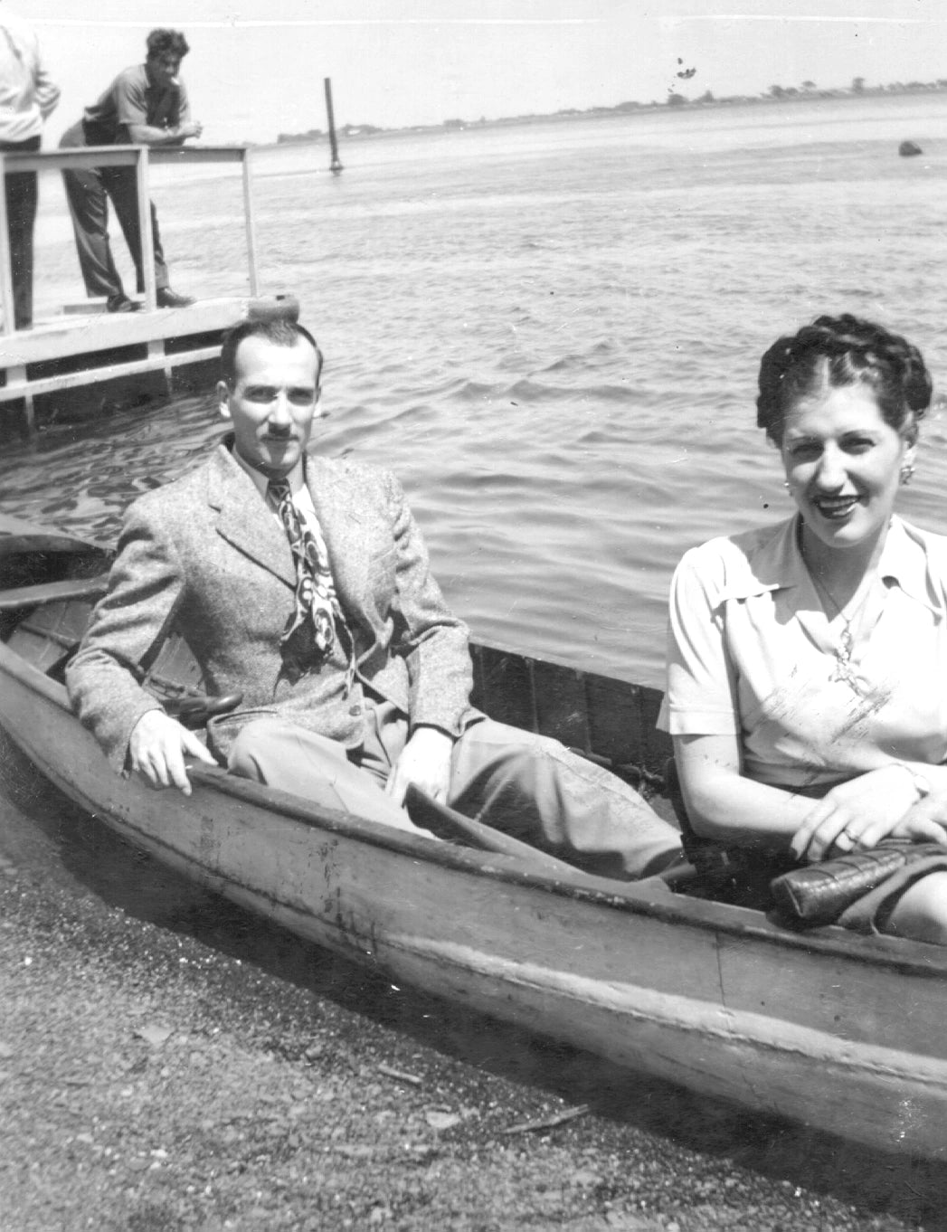 Couple dans une embarcation sur le fleuve Saint-Laurent